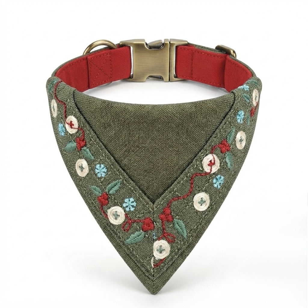 Berry Merry™ Bandana Neck Collar