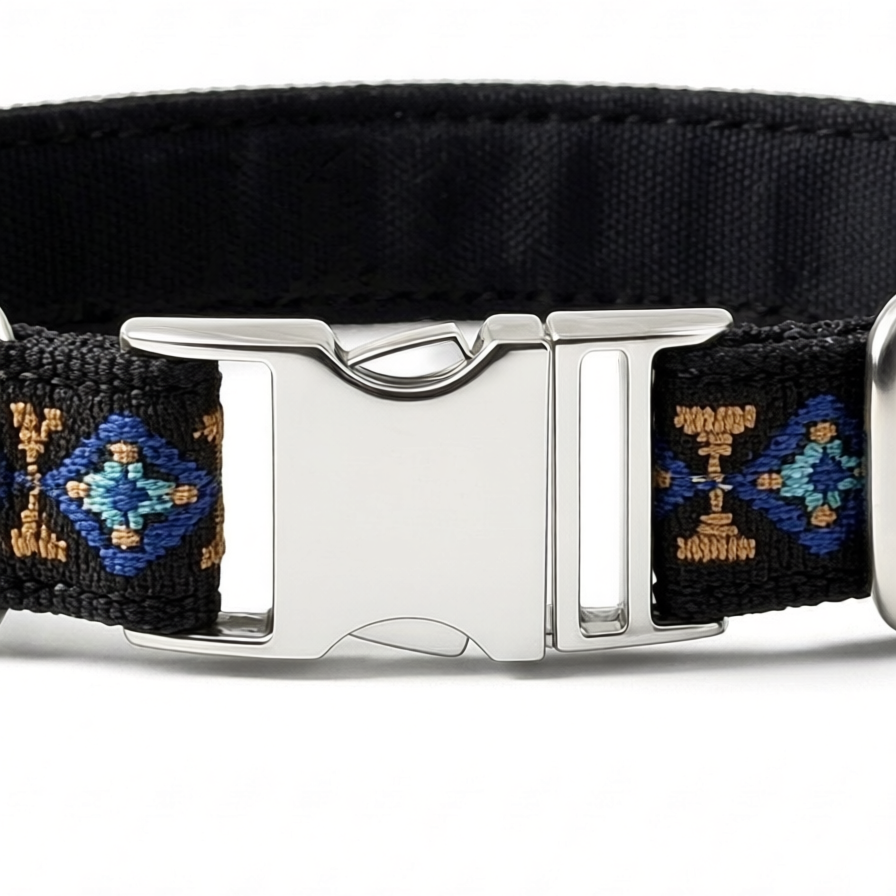 Nazaré Neck Collar