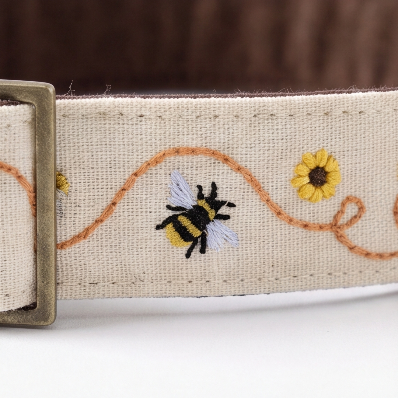 Honey Drip™ Martingale Collar