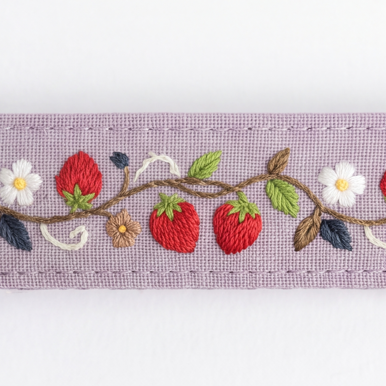 Berry Pop™ Neck Collar