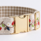 Berry Pop™ Neck Collar