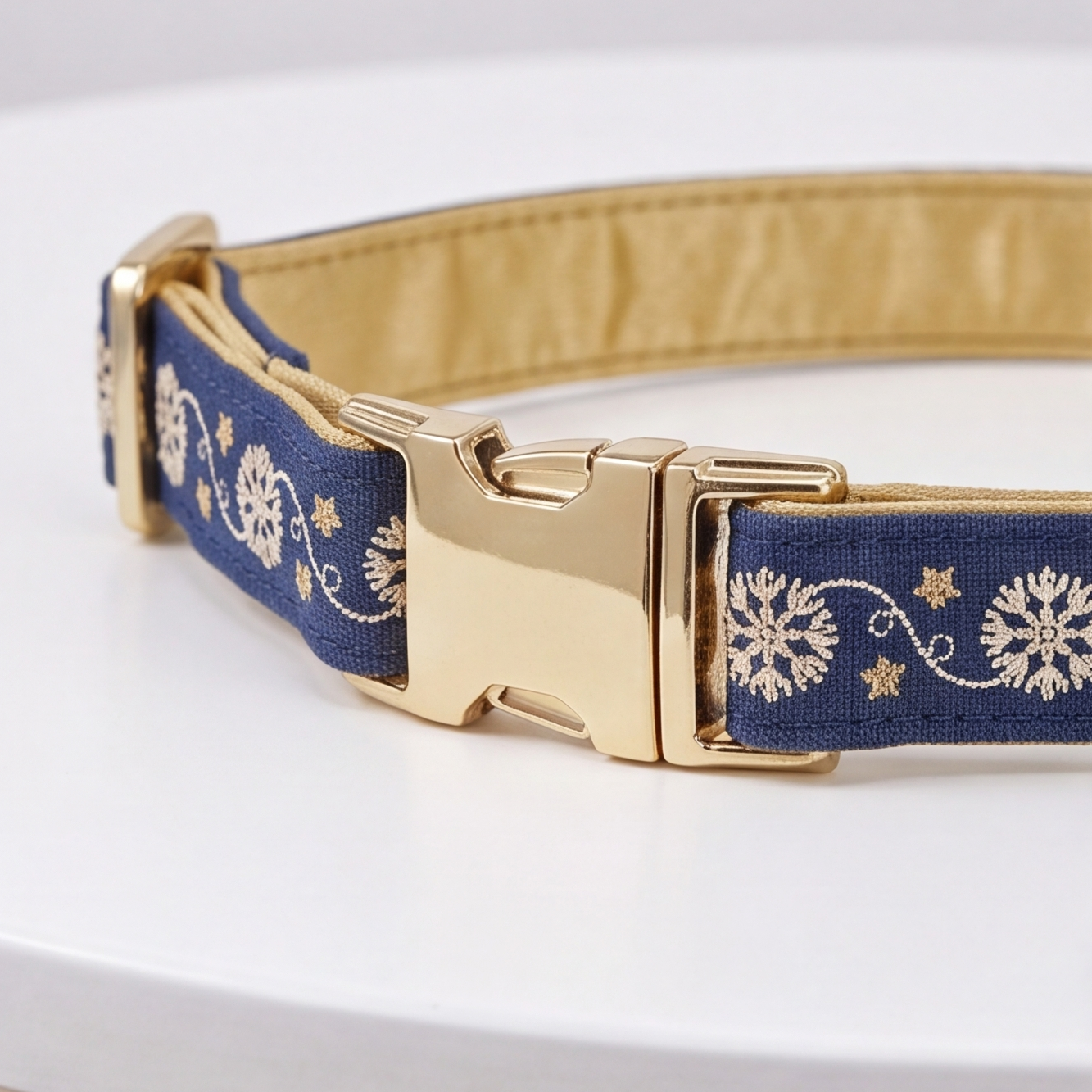 Starlit Noel™ H-Type Dog Harness