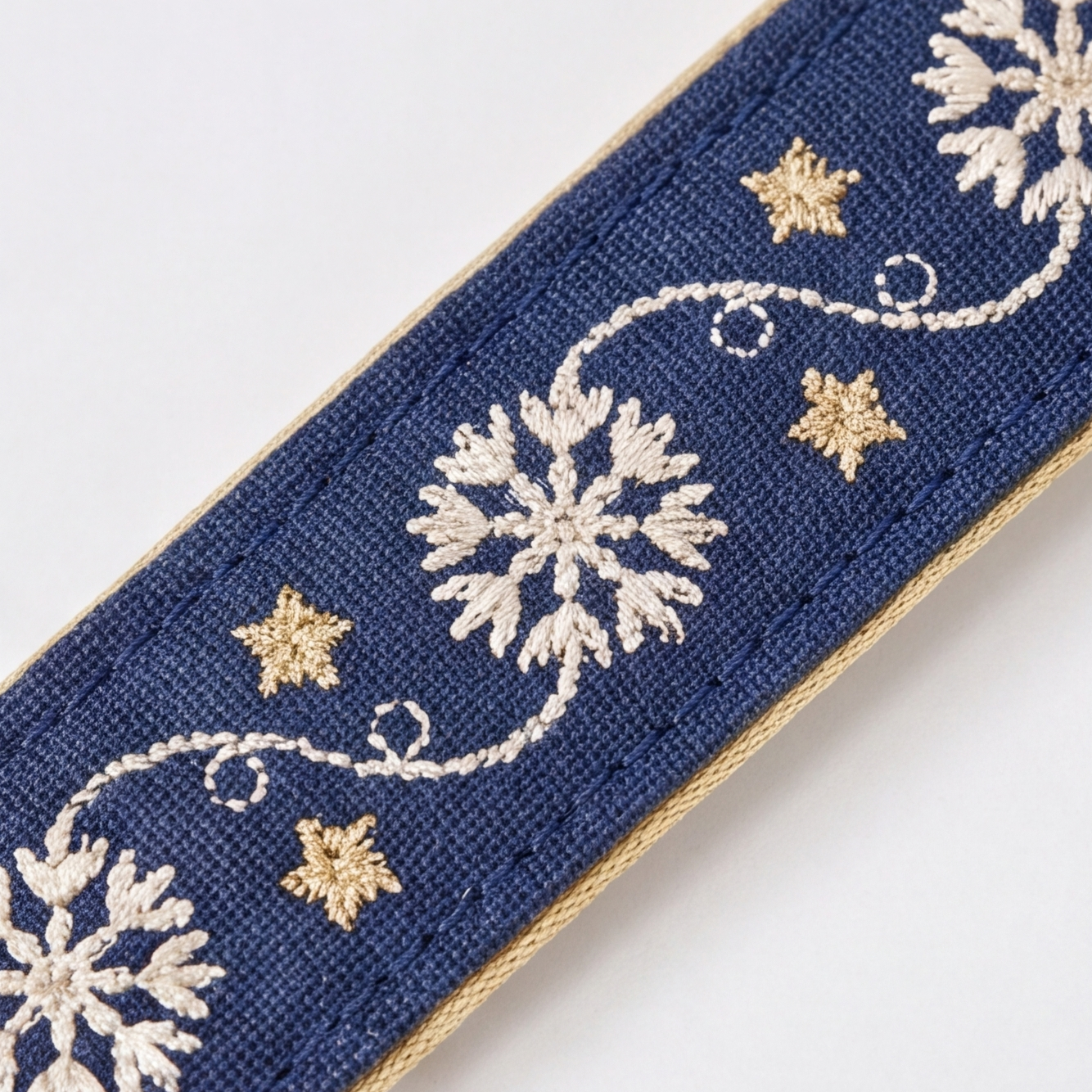 Starlit Noel™ H-Type Dog Harness