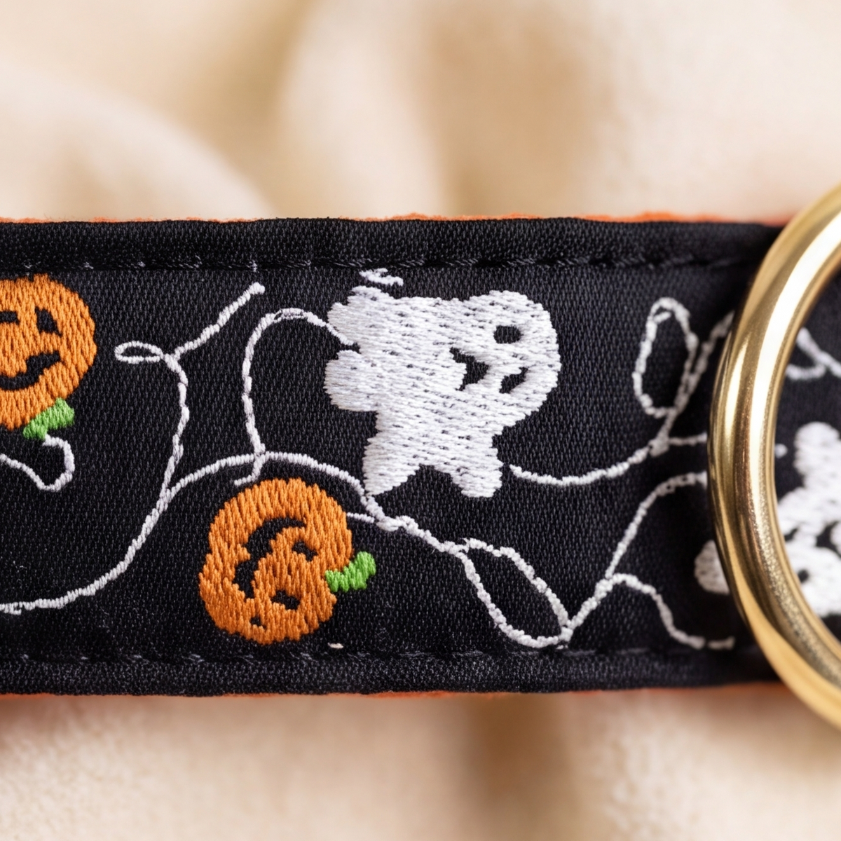 Spooky Parade™ Neck Collar